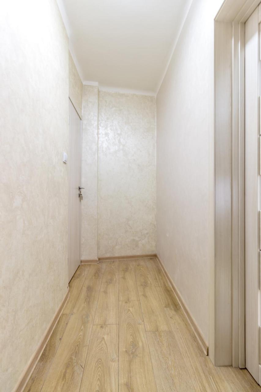 City Center Vip Studio Apartment 리비프 외부 사진