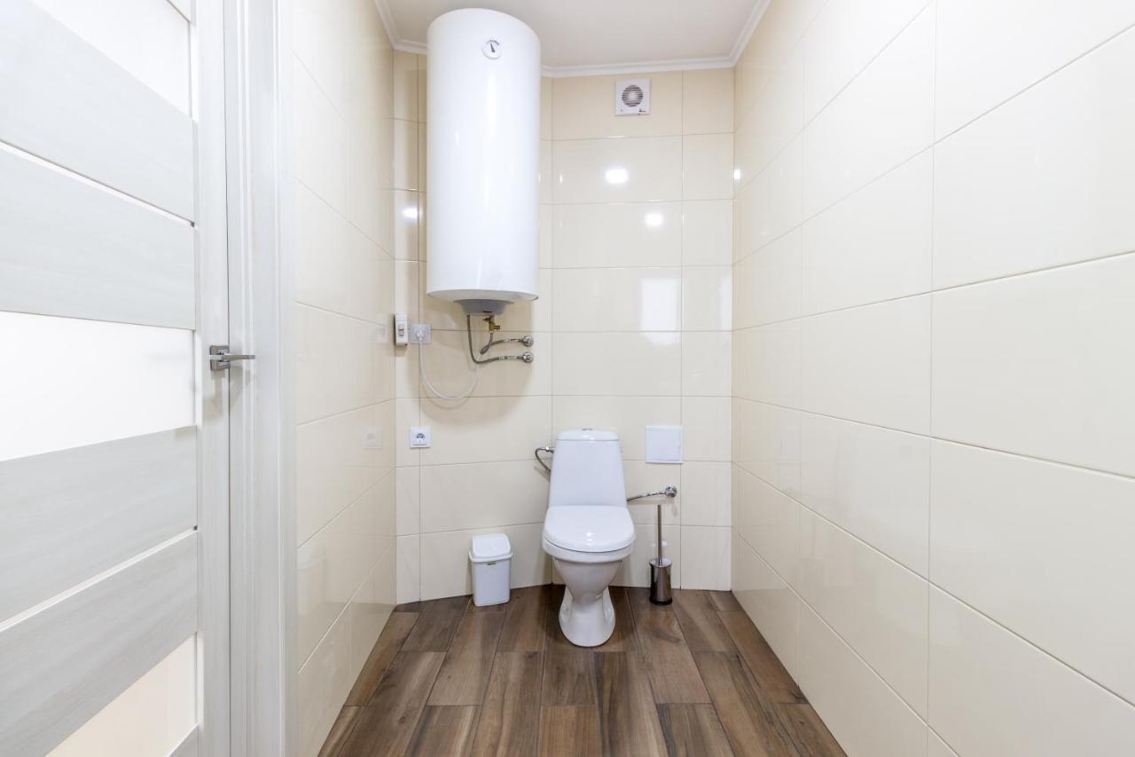 City Center Vip Studio Apartment 리비프 외부 사진