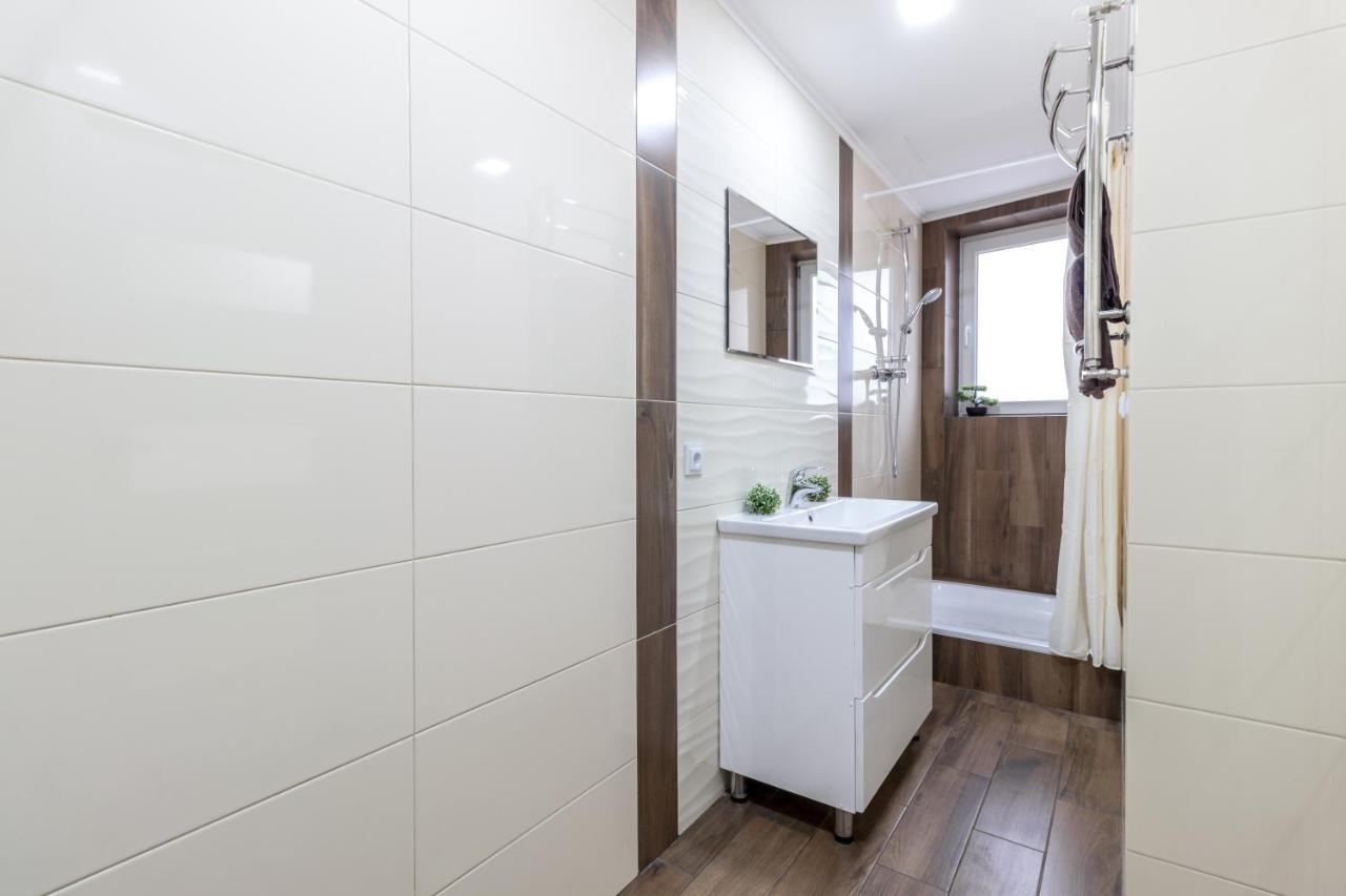 City Center Vip Studio Apartment 리비프 외부 사진