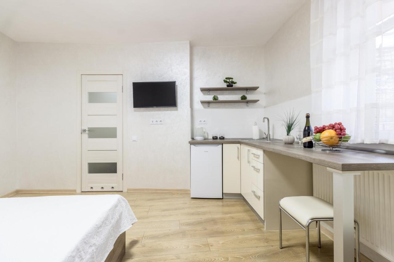 City Center Vip Studio Apartment 리비프 외부 사진